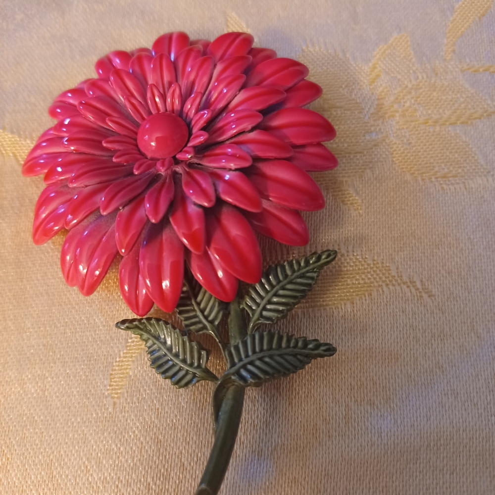 Lovely Vintage Pink Enamel Brooch - Picture 3 of 7